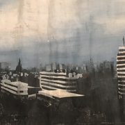Paysage urbain peint en noir et blanc